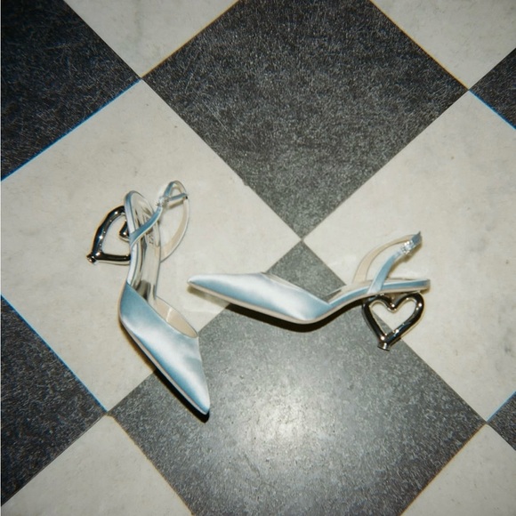 Badgley Mischka Shoes - Badgley Mischka Lucille Heart Heel Slingback Pumps